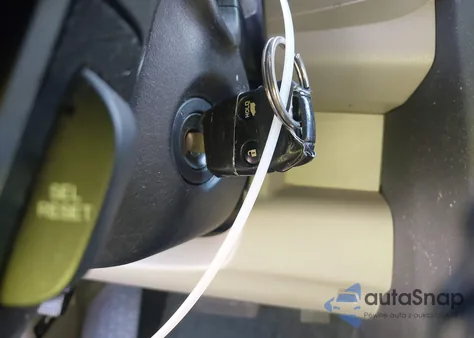 2015 Honda Pilot Touring z USA, uszkodzony, nr VIN 5FNYF4H99FB072871